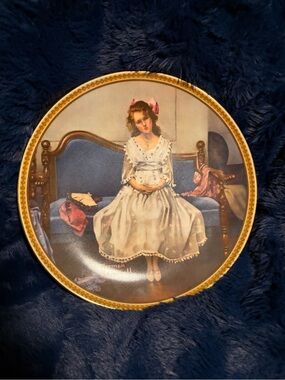 Knowles Collectors Edition Decorative Plate with Script Backstamp